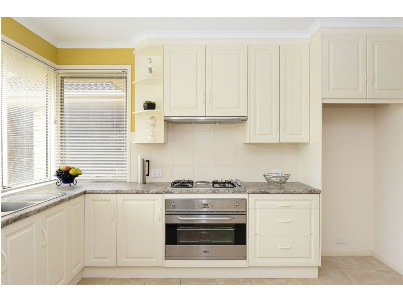 31 Russell Street, Encounter Bay SA 5211