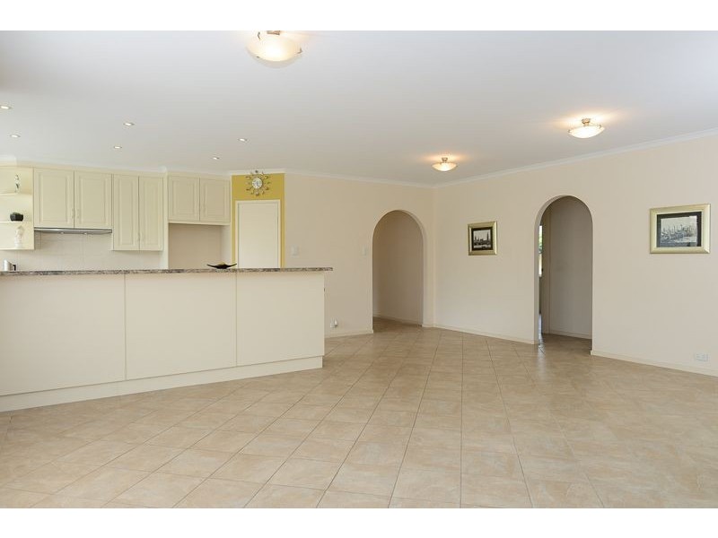 31 Russell Street, Encounter Bay SA 5211