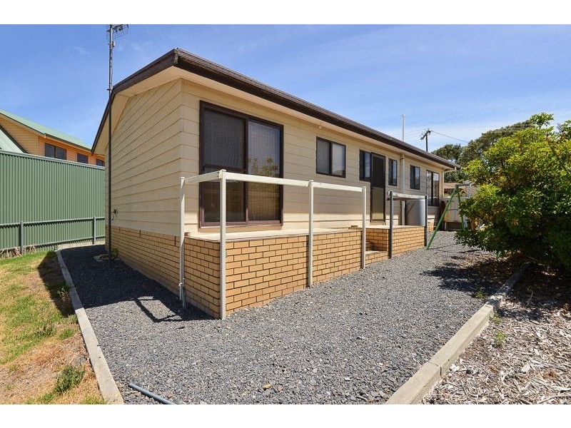 8 Manly Grove, Hayborough SA 5211