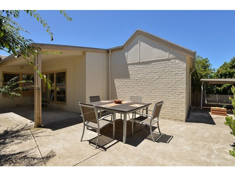 27 The Parkway, Victor Harbor SA 5211