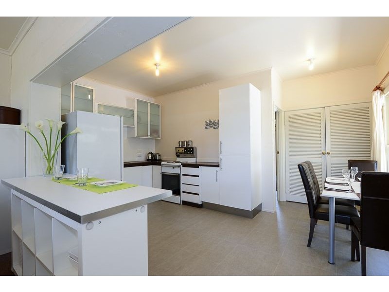 27 The Parkway, Victor Harbor SA 5211