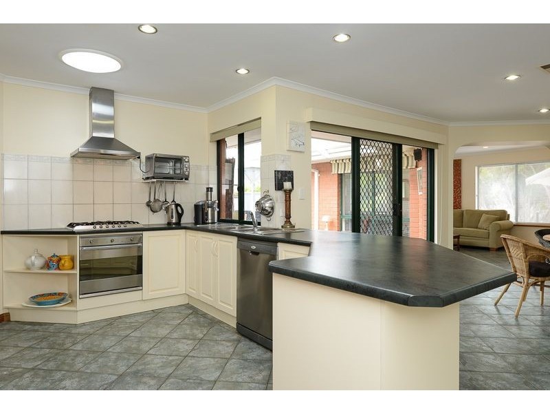 20 Stone Hut Circuit, Encounter Bay SA 5211