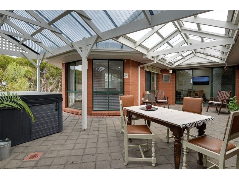 20 Stone Hut Circuit, Encounter Bay SA 5211