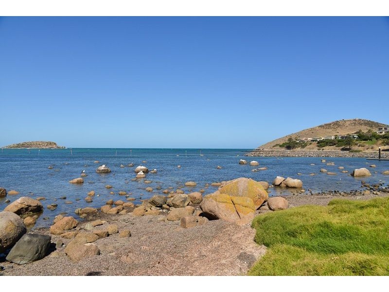 41 Solway Crescent, Encounter Bay SA 5211