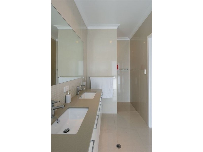 25 Frenchman Drive, Port Elliot SA 5212