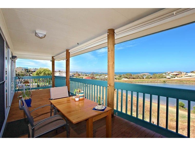 24 Minke Whale Drive, Encounter Bay SA 5211