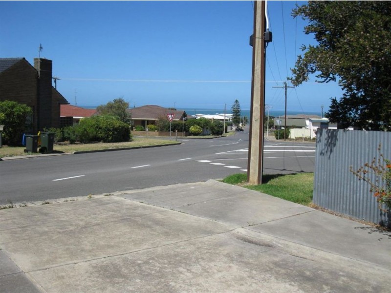 2/27 Ostend Crescent, Hayborough SA 5211