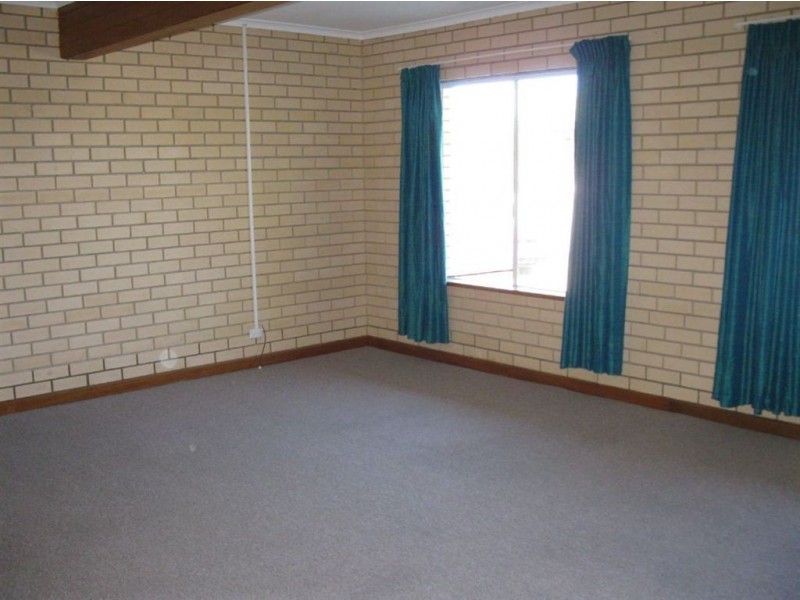 2/27 Ostend Crescent, Hayborough SA 5211