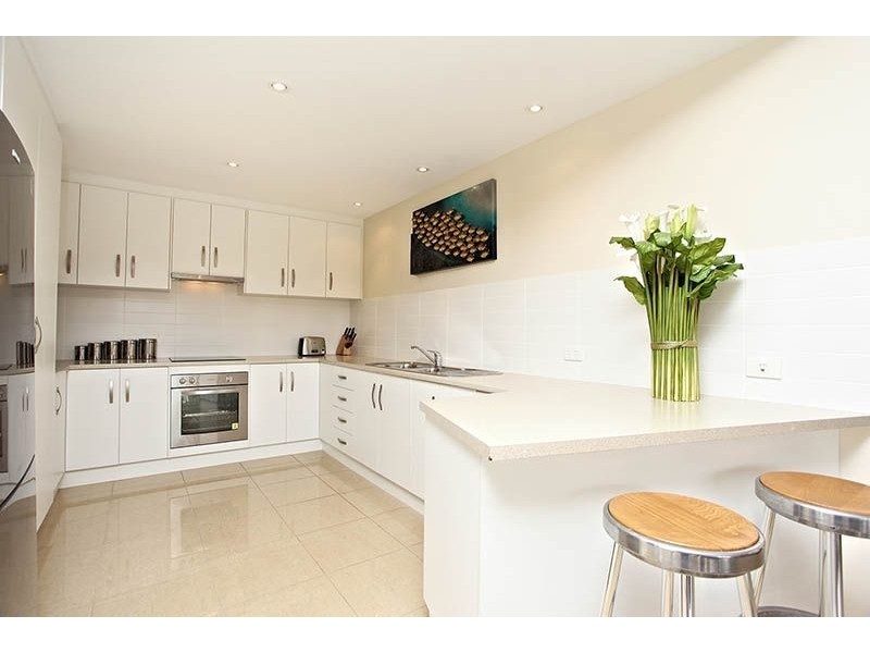 2 Britannia Parade, Hindmarsh Island SA 5214