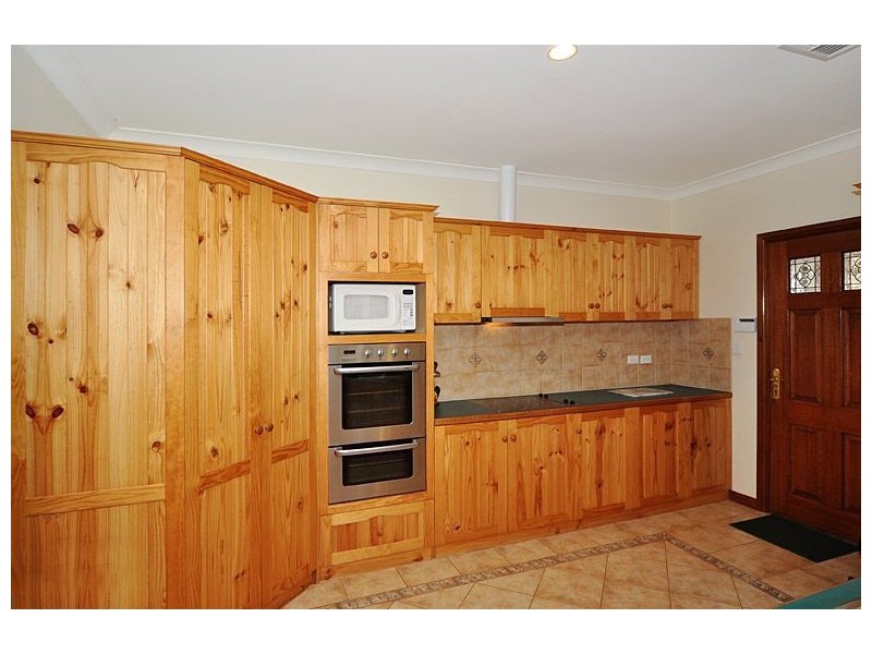 70 Prouse Rd, Inman Valley SA 5211