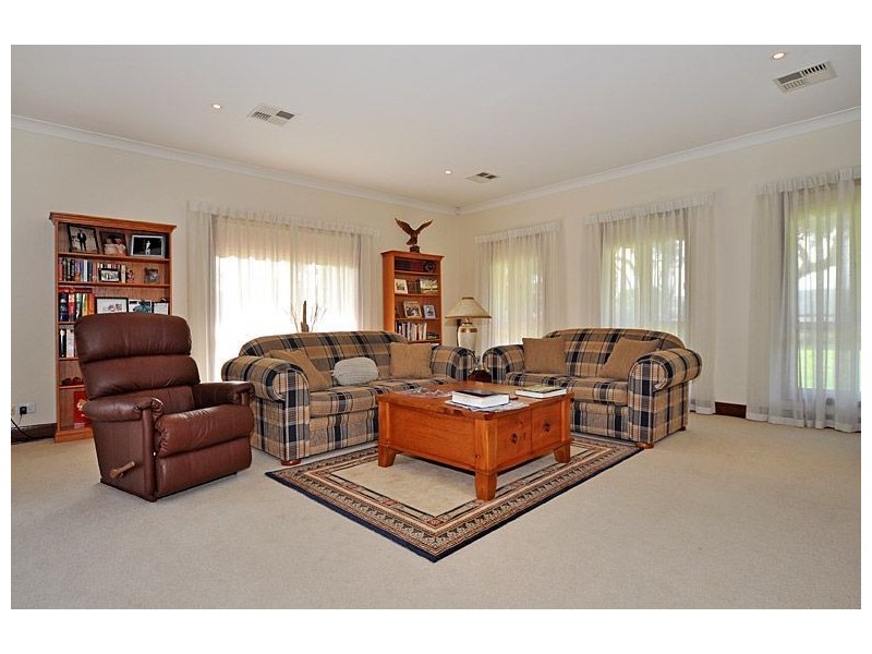 70 Prouse Rd, Inman Valley SA 5211