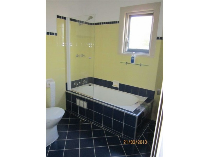 28 Graham Street, Victor Harbor SA 5211