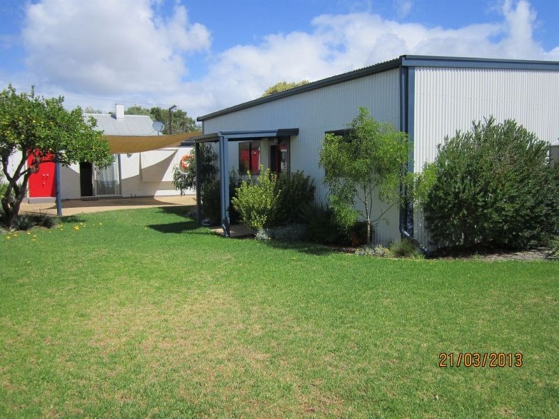 28 Graham Street, Victor Harbor SA 5211