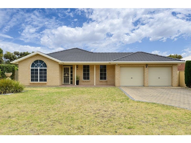 31 Russell Street, Encounter Bay SA 5211