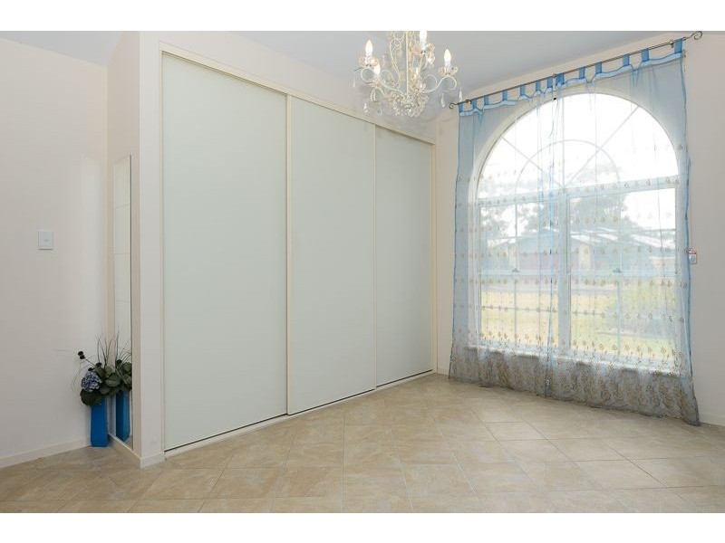 31 Russell Street, Encounter Bay SA 5211