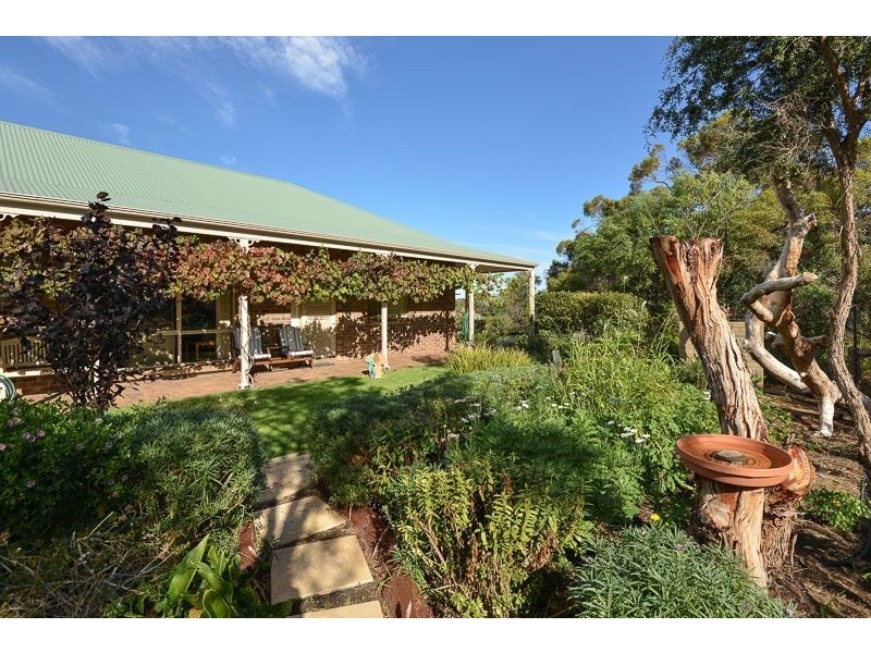 12-14 Waggon Road, Victor Harbor SA 5211