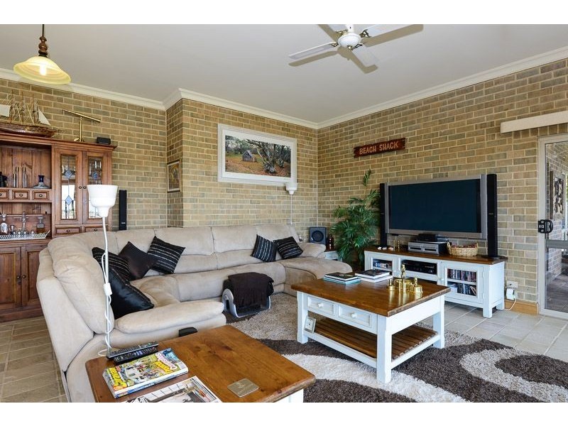 12-14 Waggon Road, Victor Harbor SA 5211