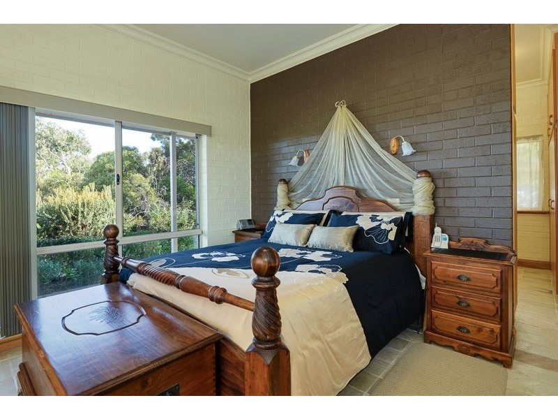 12-14 Waggon Road, Victor Harbor SA 5211