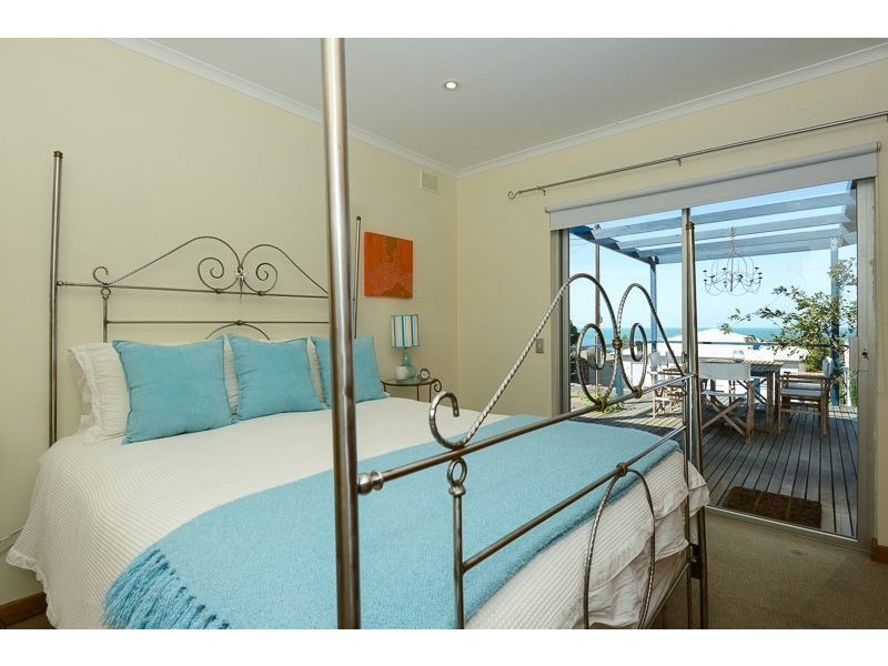 15 Kirby Street, Encounter Bay SA 5211