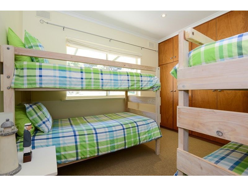 15 Kirby Street, Encounter Bay SA 5211