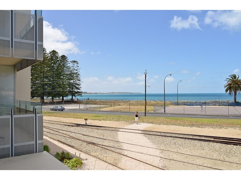 206/162 Hindmarsh Road, Victor Harbor SA 5211