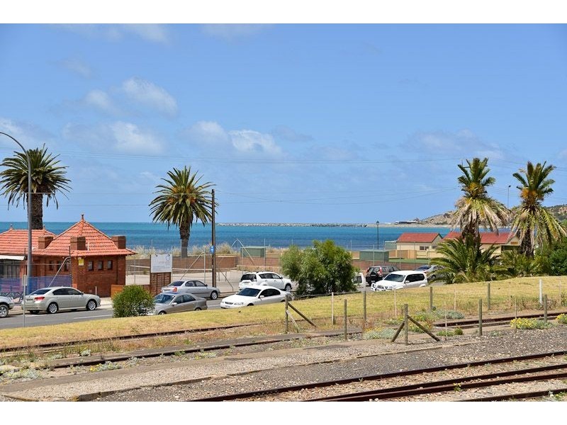 206/162 Hindmarsh Road, Victor Harbor SA 5211