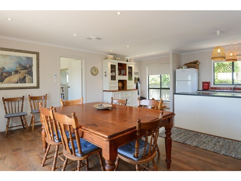 10 Watson Crescent, Port Elliot SA 5212
