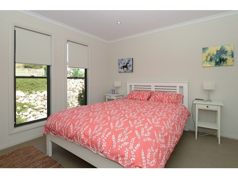 10 Watson Crescent, Port Elliot SA 5212