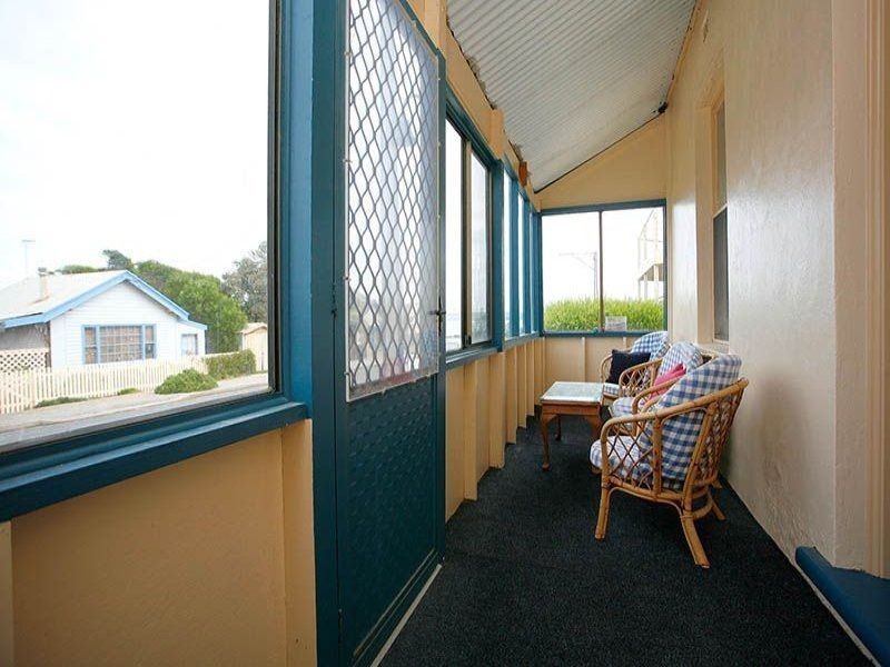 2 Merrilli Place, Port Elliot SA 5212