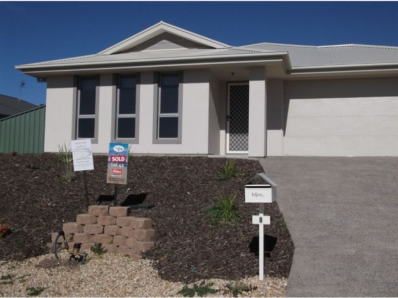 8 Shields Crescent, Encounter Bay SA 5211