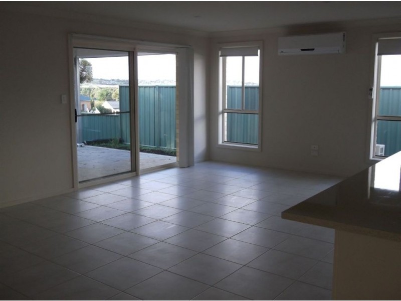 23 Shields Crescent, Encounter Bay SA 5211