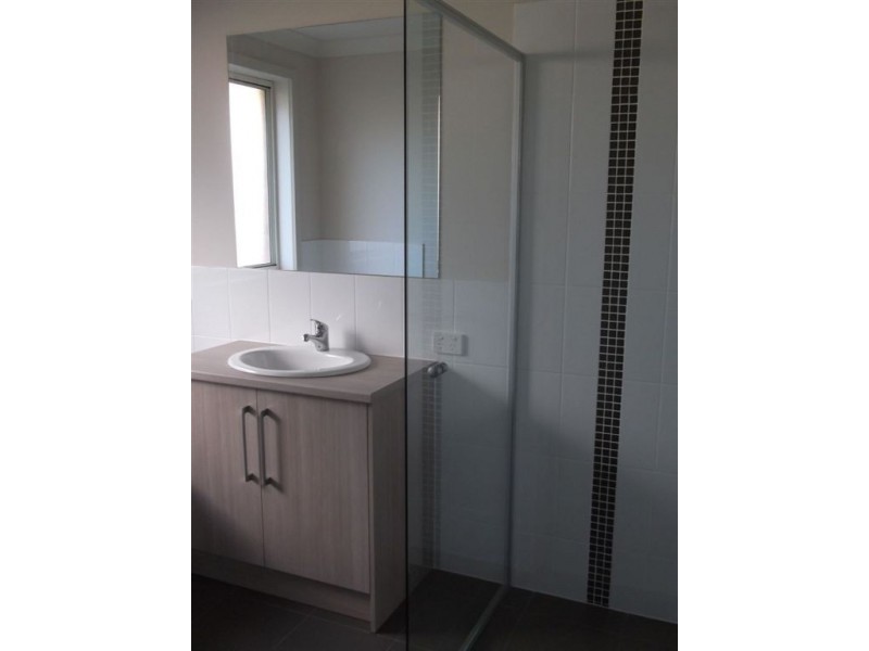 3 Shields Crescent, Encounter Bay SA 5211