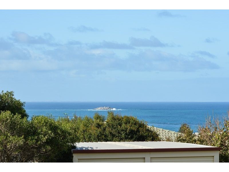 1 Dodson Road, Encounter Bay SA 5211