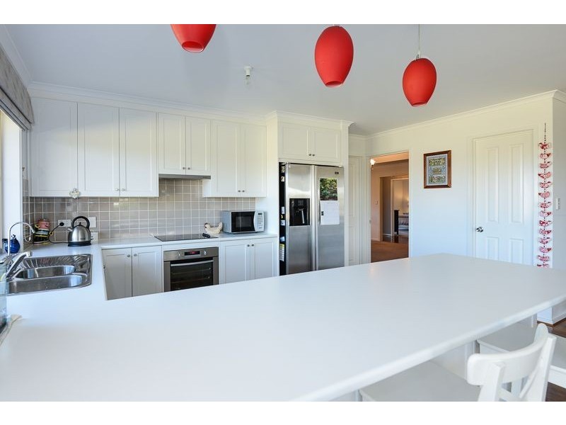 34 Jasmin Drive, Victor Harbor SA 5211