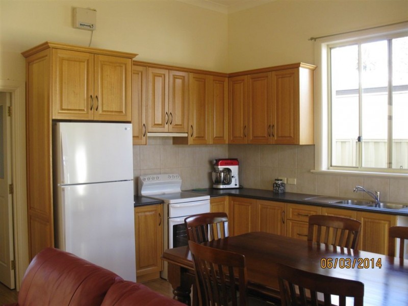 47A Victoria Street, Victor Harbor SA 5211
