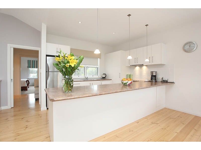 18 Whalers Road, Encounter Bay SA 5211