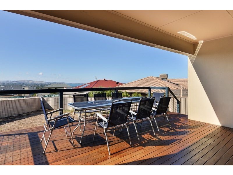 12 Minnamoora Ct, Encounter Bay SA 5211