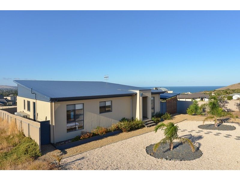 12 Minnamoora Ct, Encounter Bay SA 5211