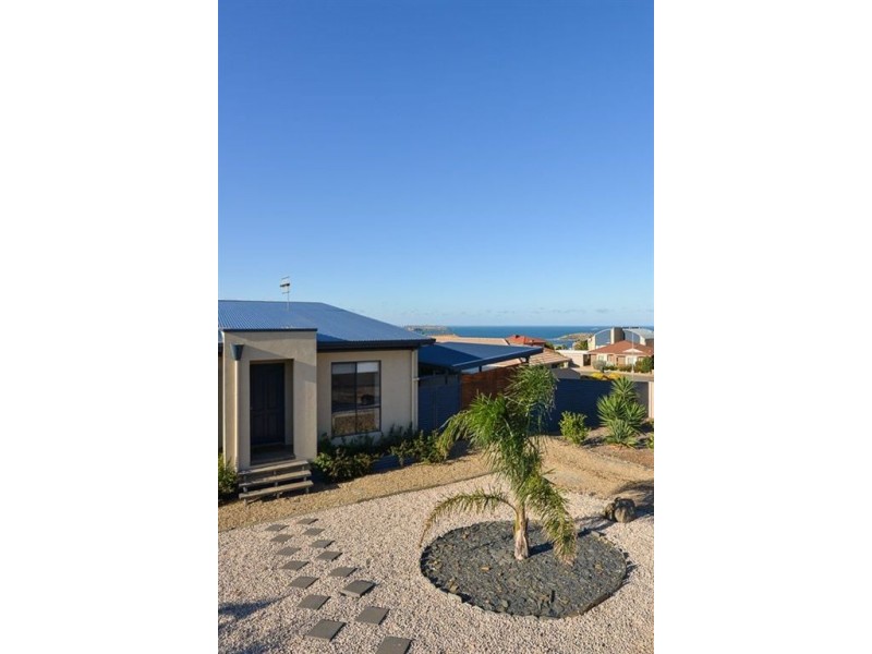 12 Minnamoora Ct, Encounter Bay SA 5211