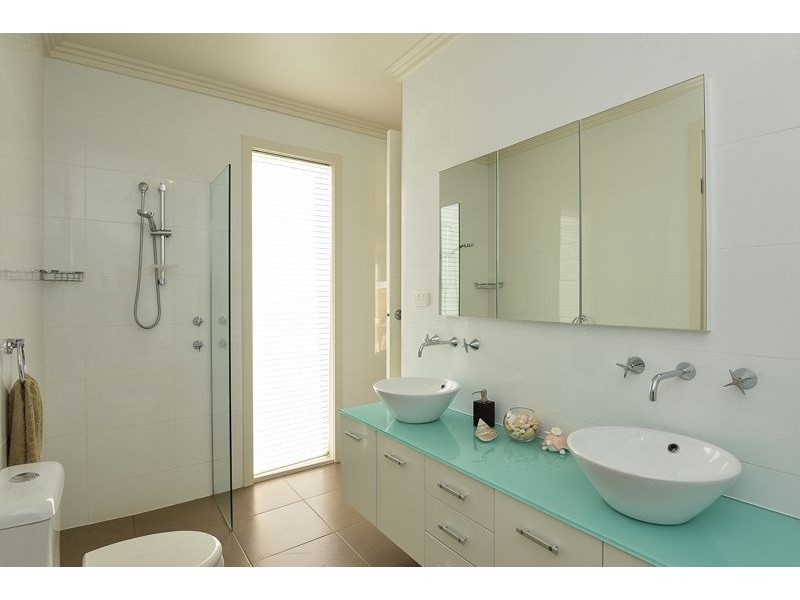 7 Oakham Street, Encounter Bay SA 5211