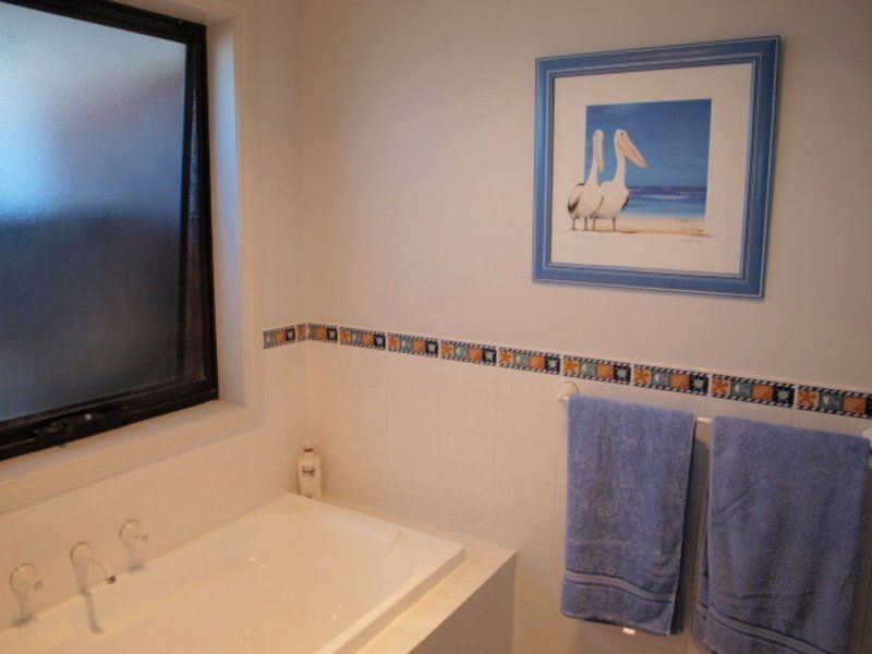 56 Britannia Parade, Hindmarsh Island SA 5214
