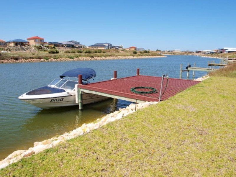 56 Britannia Parade, Hindmarsh Island SA 5214