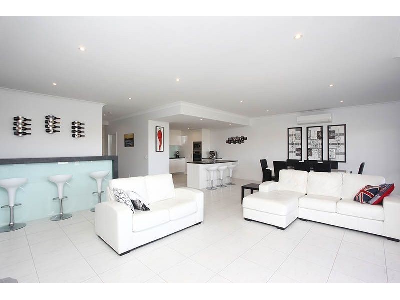 109 Wentworth Parade, Hindmarsh Island SA 5214