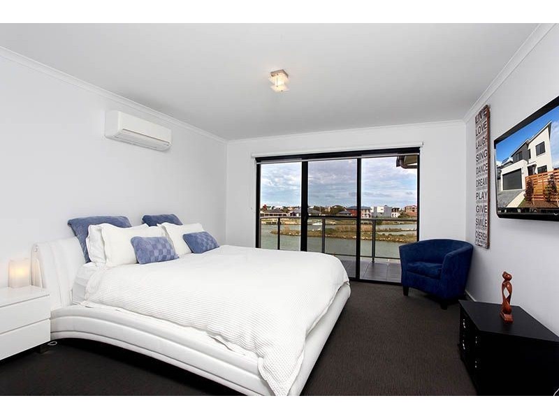 109 Wentworth Parade, Hindmarsh Island SA 5214