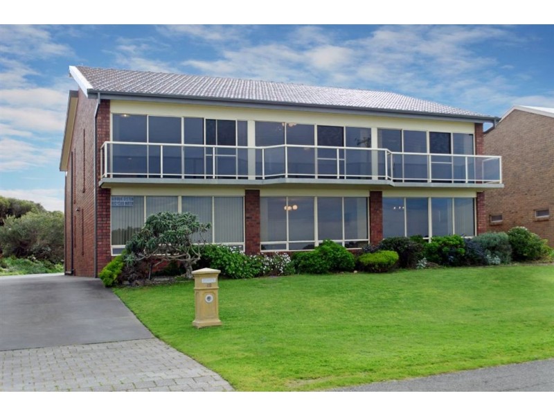 42 Ocean Road, Port Elliot SA 5212