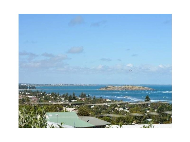 8 Wright Terrace, Encounter Bay SA 5211