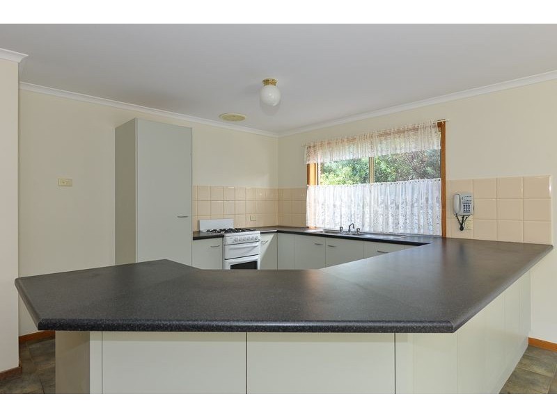 18 Sinclair Street, Hayborough SA 5211