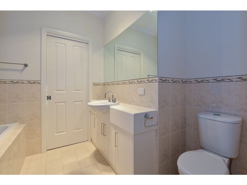 3/8A Matthew Flinders Drive, Encounter Bay SA 5211