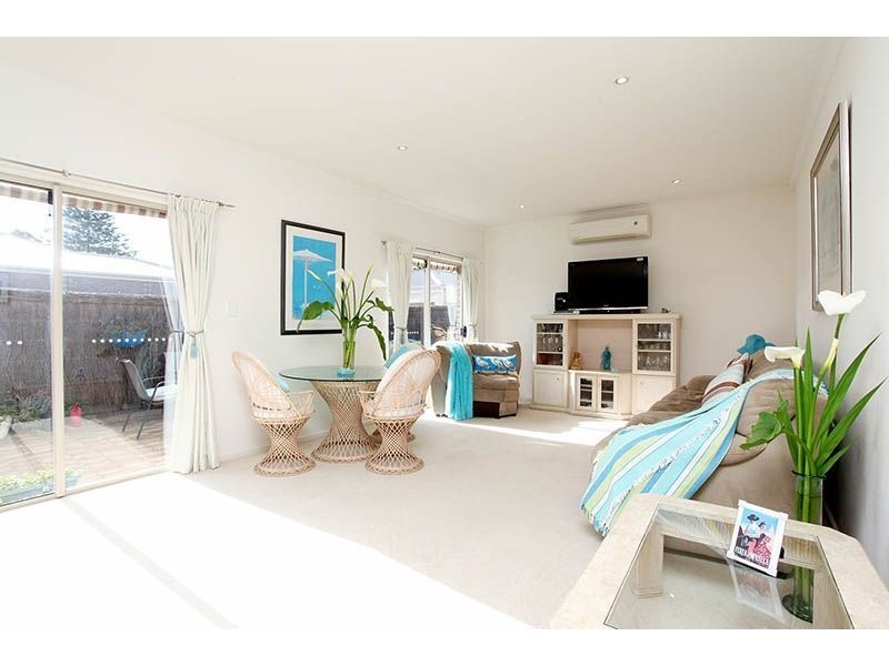 2 Smith Street, Encounter Bay SA 5211