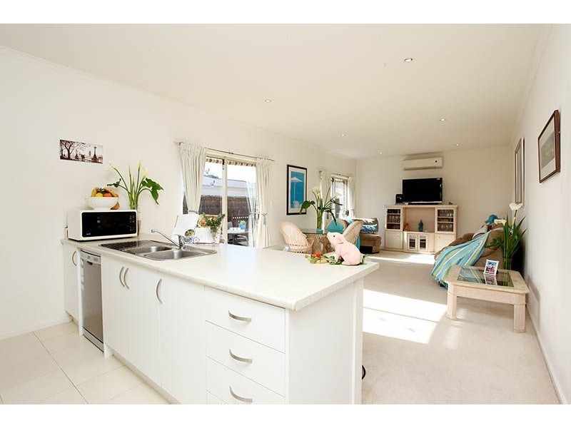 2 Smith Street, Encounter Bay SA 5211